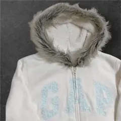人気 ✨ GAP ジップパーカー ファー フード 裏ボア 刺繍ロゴ y2k
