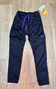 【新品未使用】TREWES 黒 ロングパンツ　ジャージ　　140㎝　裏起毛