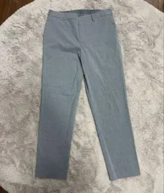 テーパードパンツ