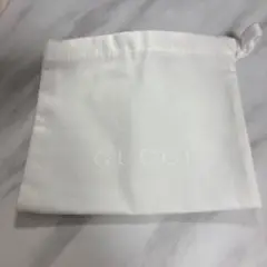 【新品未使用】GUCCI ホワイト巾着　グッチ　白　小物入れ