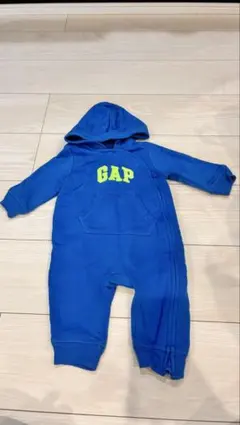 GAP フード付きロンパース カバーオール