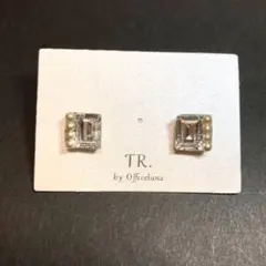 【ハンドメイド】レジンスクエアピアス　パール　大粒クリスタル　シルバー