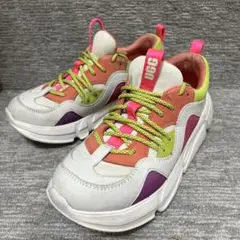 UGG アグカレ レースCalle Lace 厚底スニーカー カラフル 24.0