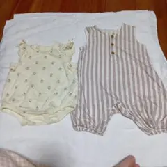 花柄ロンパース 　白地に赤のストライプロンパース