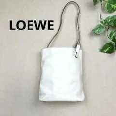 LOEWE ＊ アシンメトリー ワンショルダー バッグ オフホワイト レザーのサムネイル