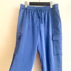 新品タグ付き◎オンワード樫山iCB サテンカーゴパンツ スラックスのサムネイル