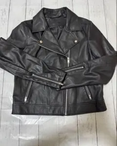 ユニクロUNIQLOレザージャケット