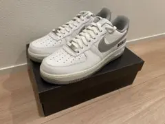 AIR FORCE 1 07 LV8 ラベルメーカー