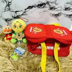アンパンマン　3点まとめ売り　ぬいぐるみ2点保冷バッグ1点