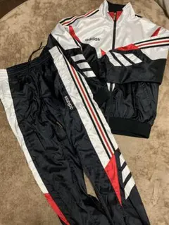 SALEメンズadidas ナイロンセットアップ　上下　ジャージ　スポーツウェア