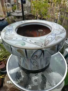 (時代物)アンティーク 陶器製 火鉢 蝶々模様 伝統工芸のサムネイル