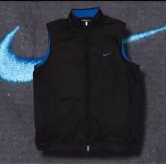 NIKE ナイロン　裏地付きベスト　y2k テック00s ドローコード　刺繍ロゴ