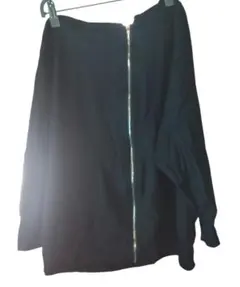 フード付き薄手パーカー 4Lサイズ