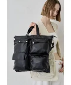 【1ヶ月限定出品】un/neu BIGポケットヘルメットバッグ　ショルダーバッグ