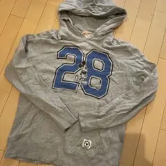 UNIQLOミッキーマウスパーカー