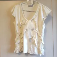 アイボリー フリルリボン 半袖Tシャツのサムネイル