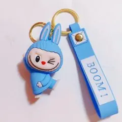 ウインク顔のヨガLABUBUラブブ とてもキュート キーホルダー 青