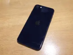 iPhone SE 第3世代　本体　ブラック　64GB