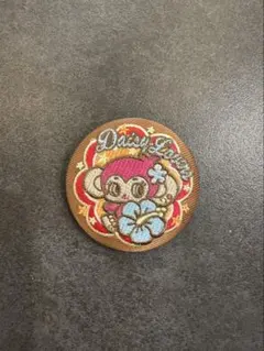 Daisy Lovers 刺繍缶バッジビスケット