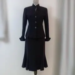 クリッツア★ウール混スーツ上下40サイズ　ラメ控えめ