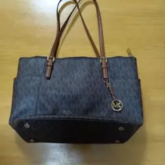 マイケル・コース　ロゴ総柄　バック