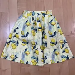 スカート　膝丈　ポケット付き　フリーサイズ