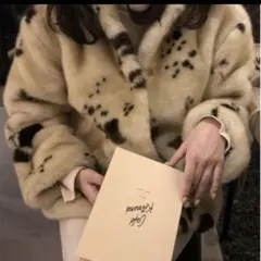 nokchaフェイクファーショートコート牛柄