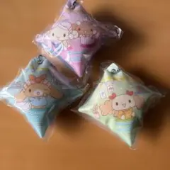 くら寿司　シナモンロール　クッションチャーム 3個