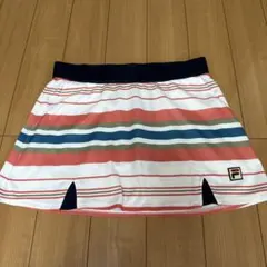 FILA テニススコートボーダー柄　　テニススコートMサイズ　テニススコートのサムネイル