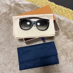 LOUIS VUITTON 黑色太陽眼鏡