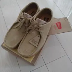 Clarks Originals Wallabees ベージュのサムネイル