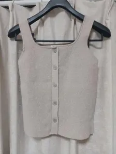 AZUL ベージュ タンクトップ