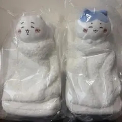 ちいかわ　おふとんぬいぐるみティッシュケース　ちいかわ・ハチワレのサムネイル