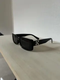2025年最新】OFF-WHITE メンズ サングラスの人気アイテム - メルカリ
