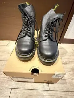 Dr. Martens 8 ホールブーツソフトUK4 24cm