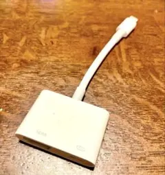 Apple 純正HDMIアダプター　Lightningコネクタ対応