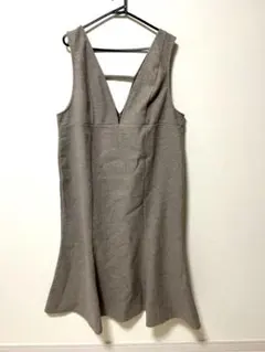 しまむら yuki ジャンパースカート ワンピース グレージュ