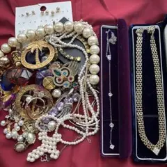 遺品整理アクセサリー大量まとめ売り　ゴールド✨パール✨約570g❣️
