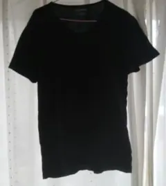 EMPORIO ARMANI Vネック Tシャツ 黒 Sのサムネイル