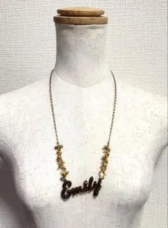 エミリーテンプルキュート Emily Temple チョコレートネックレスのサムネイル