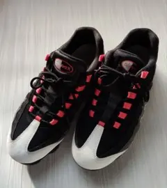 ナイキ　ヴェイパーマックス95　ホットレッド