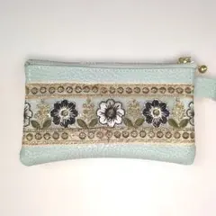 ハンドメイドミニポーチ02　合成皮革/インド刺繍リボン