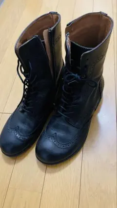 ブラック　レースアップブーツ 37