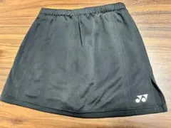 YONEX M スコート　バドミントン　テニス　ブラック　黒　刺繍