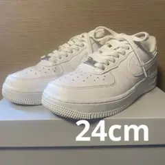 Nike Air Force 1 ホワイトレザー スニーカー