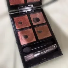 ADDICTION TOKYO アイシャドウパレット 001