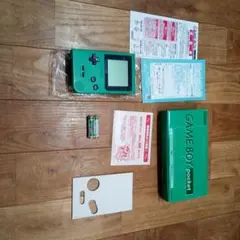 ゲームボーイ　ポケット　緑　説明書　保証書あり 電池も未使用