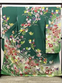 振袖 ラメ刺繍 金彩 紋意匠 身丈160cm 撥水加工済 HKT239 - メルカリ