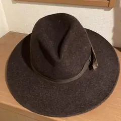 ウールフェルトハット ダークブラウン 羽根付き
