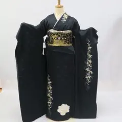 黒地 薔薇刺繍 振袖 金彩 豪華セット　結婚式　フルセット　着物　正絹のサムネイル